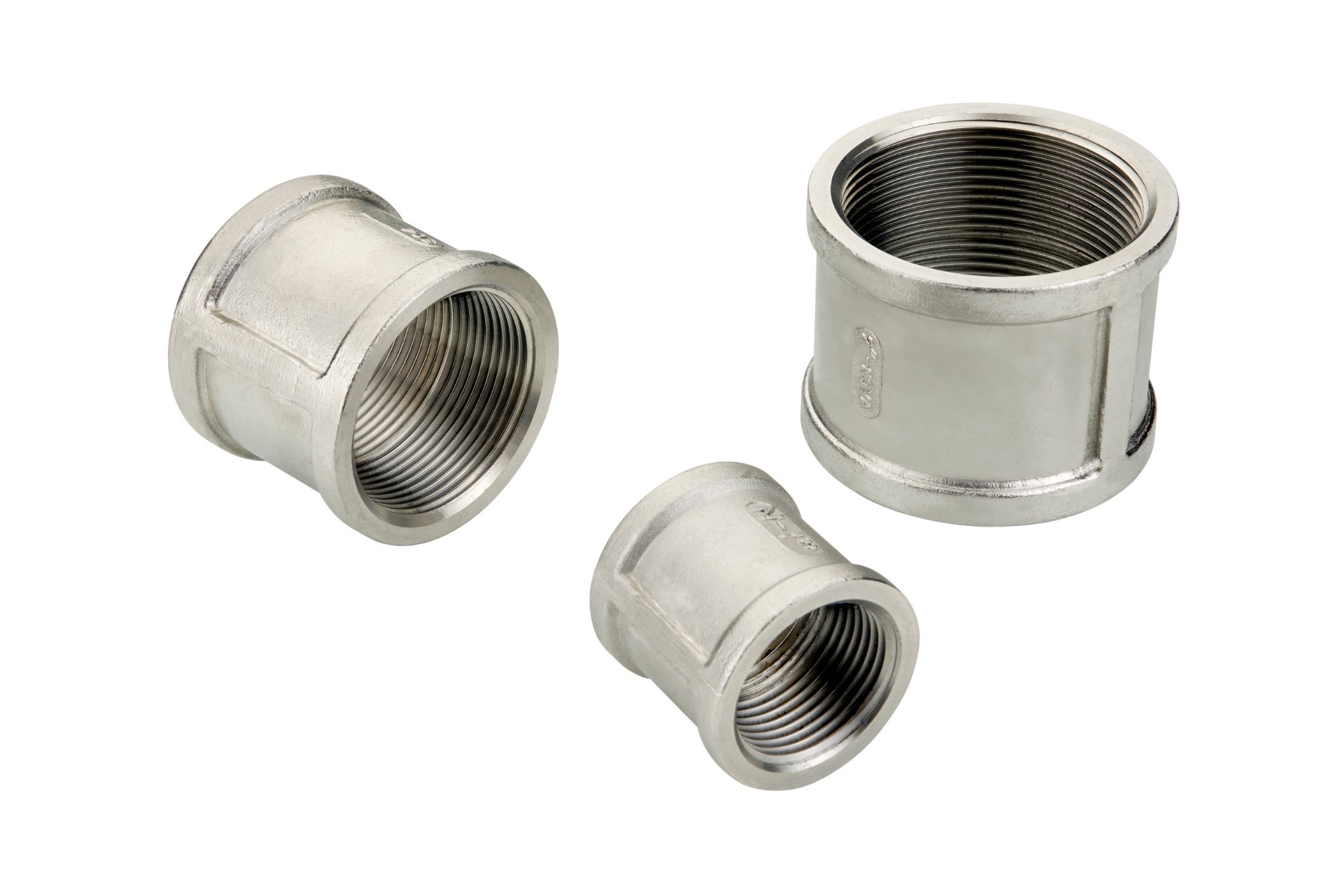 Stainless steel threaded sockets for industrial pipe connection applications